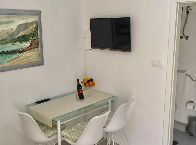 Marica Apartment *